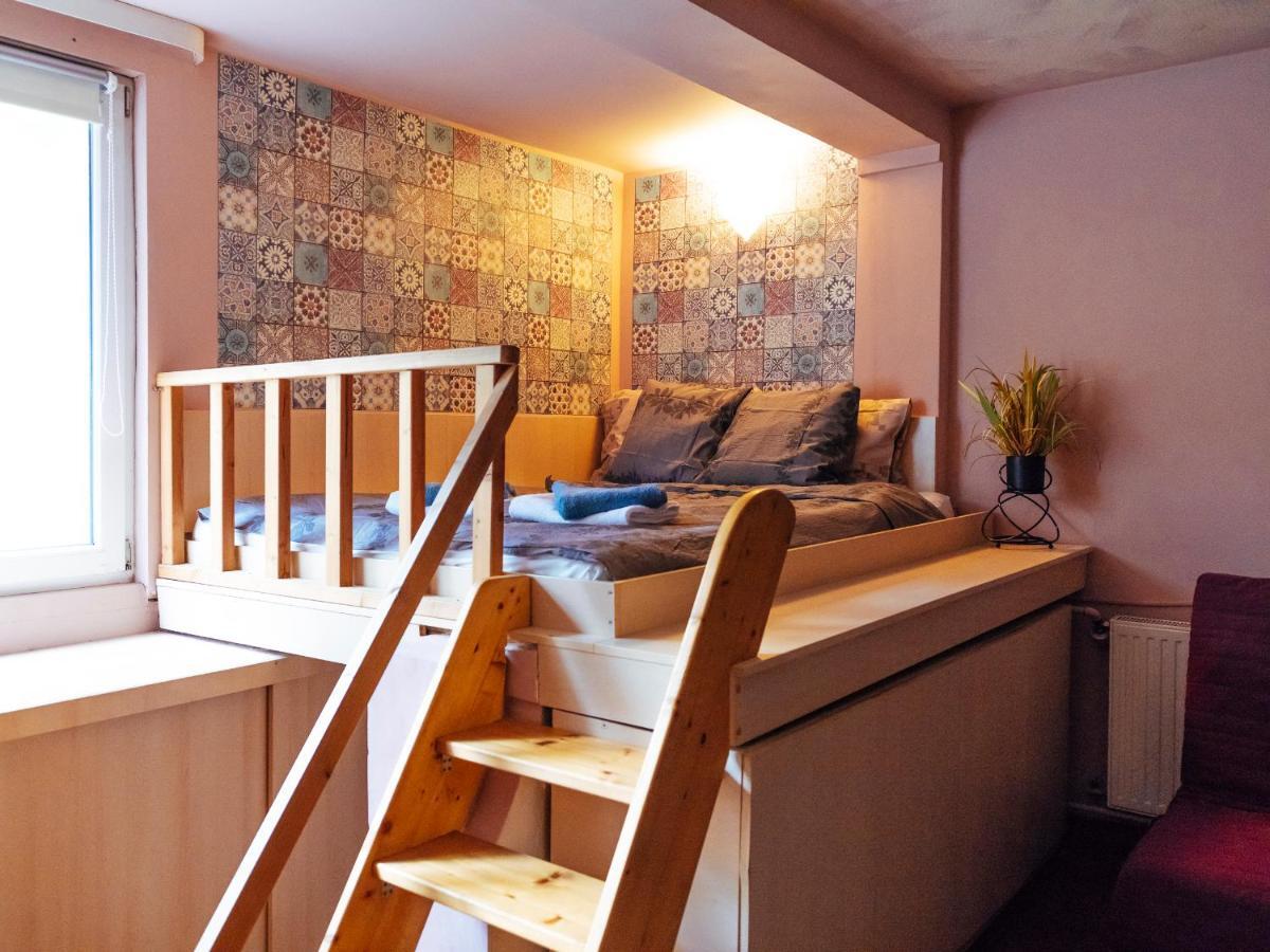Woody - Cozy And Quiet Place Near Moghioros Park 부쿠레슈티 외부 사진