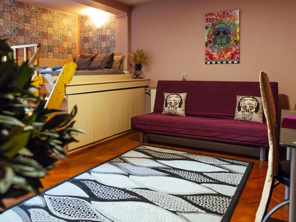 Woody - Cozy And Quiet Place Near Moghioros Park 부쿠레슈티 외부 사진